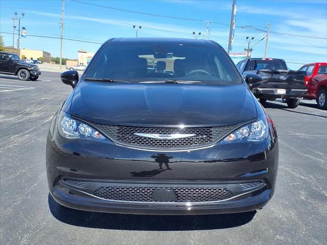 2026 Chrysler Voyager VOYAGER LX