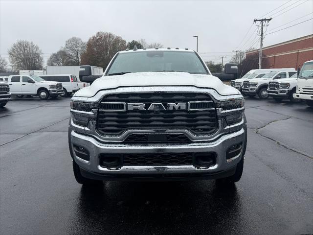 2026 RAM Ram 5500 Chassis Cab RAM 5500 TRADESMAN CHASSIS CREW CAB 4X4 84 CA