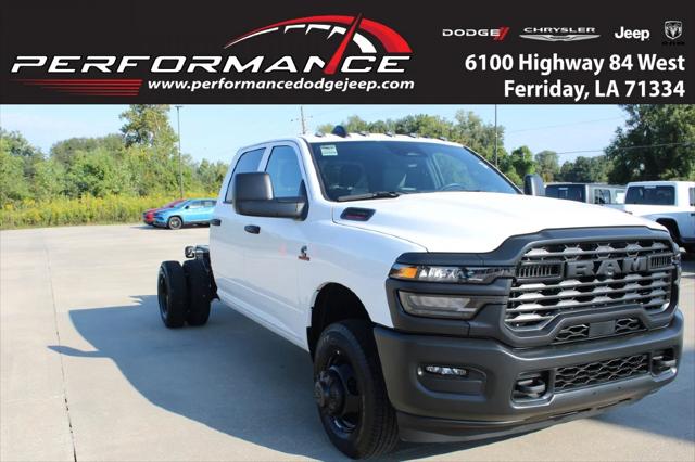 2026 RAM Ram 3500 Chassis Cab RAM 3500 TRADESMAN CREW CAB CHASSIS 4X4 60 CA