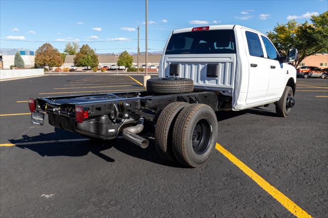2026 RAM Ram 3500 Chassis Cab RAM 3500 TRADESMAN CREW CAB CHASSIS 4X4 60 CA