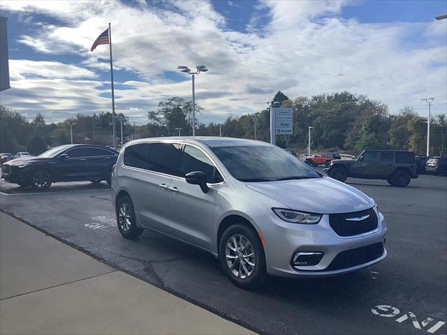 2026 Chrysler Pacifica PACIFICA SELECT AWD 2026 Chrysler Pacifica PACIFICA SELECT AWD