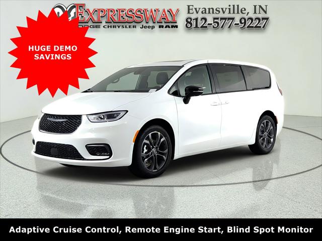 2026 Chrysler Pacifica PACIFICA SELECT