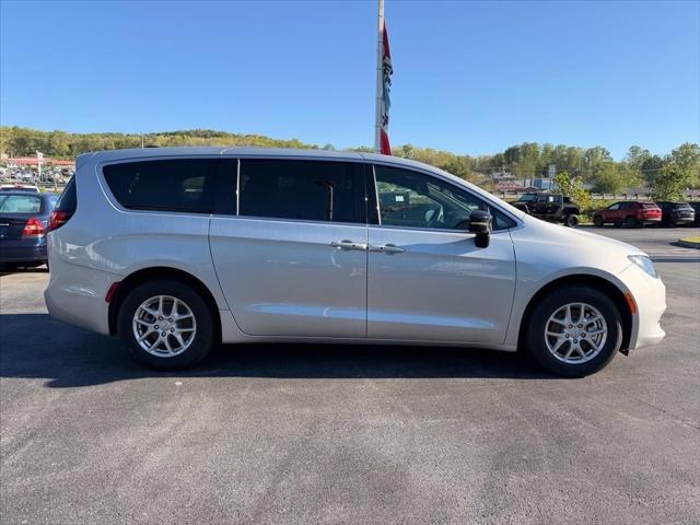 2026 Chrysler Voyager VOYAGER LX