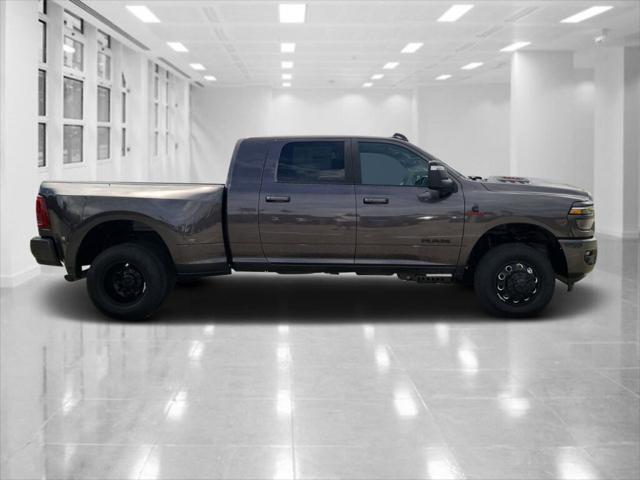 2026 RAM Ram 3500 RAM 3500 LARAMIE MEGA CAB 4X4 64 BOX