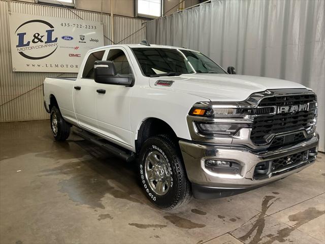 2026 RAM Ram 2500 RAM 2500 TRADESMAN CREW CAB 4X4 8 BOX