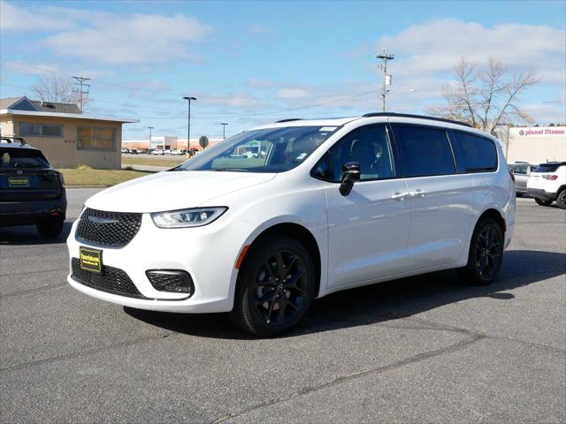 2026 Chrysler Pacifica PACIFICA LIMITED AWD