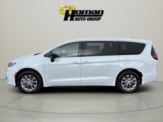 2026 Chrysler Pacifica PACIFICA SELECT AWD