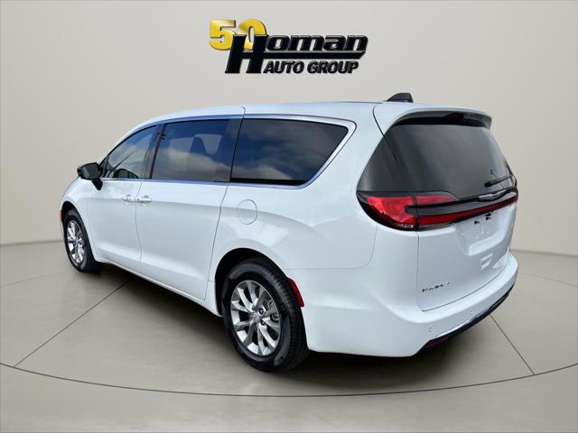 2026 Chrysler Pacifica PACIFICA SELECT AWD