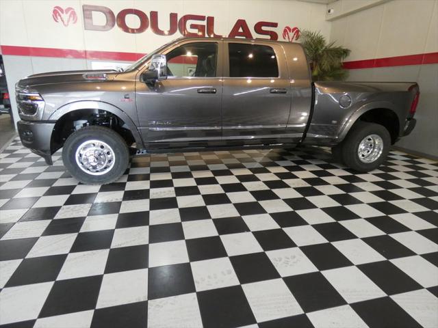 2026 RAM 3500 RAM 3500 LIMITED MEGA CAB 4X4 64 BOX