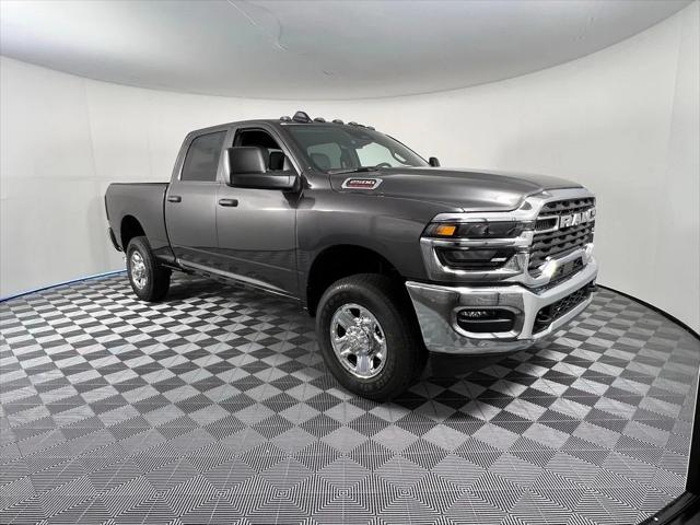 2026 RAM Ram 2500 RAM 2500 TRADESMAN CREW CAB 4X4 64 BOX