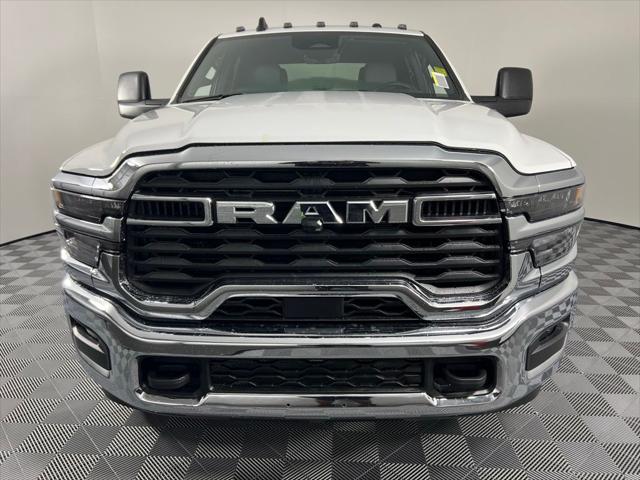 2026 RAM Ram 2500 RAM 2500 TRADESMAN CREW CAB 4X4 64 BOX