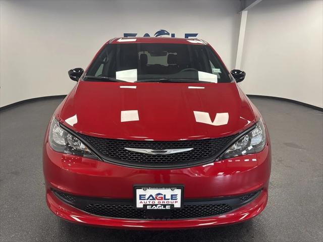 2026 Chrysler Voyager VOYAGER LX