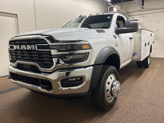 2026 RAM 5500 Chassis RAM 5500 TRADESMAN CHASSIS REGULAR CAB 4X4 84 CA