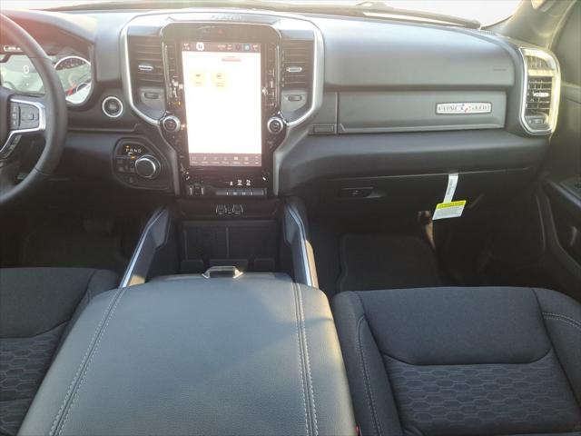 2026 RAM Ram 1500 RAM 1500 LONE STAR CREW CAB 4X4 57 BOX