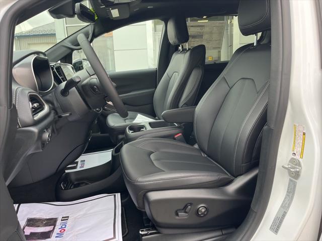 2026 Chrysler Pacifica PACIFICA SELECT 2026 Chrysler Pacifica PACIFICA SELECT