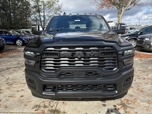 2026 RAM Ram 3500 Chassis Cab RAM 3500 TRADESMAN CREW CAB CHASSIS 4X4 60 CA 2026 RAM Ram 3500 Chassis Cab RAM 3500 TRADESMAN CREW CAB CHASSIS 4X4 60 CA