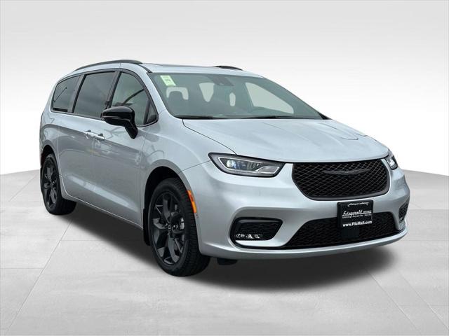 2026 Chrysler Pacifica PACIFICA LIMITED AWD