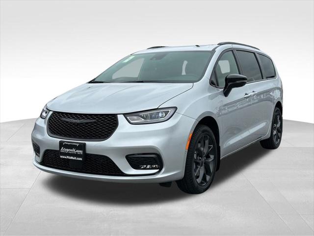 2026 Chrysler Pacifica PACIFICA LIMITED AWD