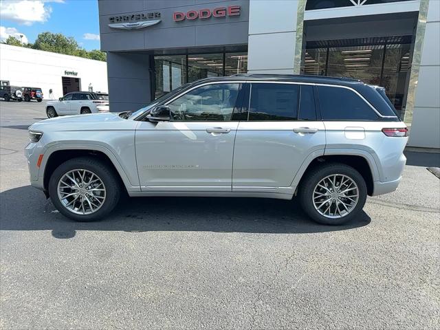 2025 Jeep Grand Cherokee GRAND CHEROKEE SUMMIT 4X4