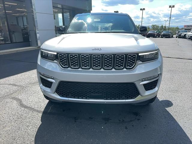 2025 Jeep Grand Cherokee GRAND CHEROKEE SUMMIT 4X4