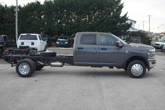 2026 RAM Ram 5500 Chassis Cab RAM 5500 TRADESMAN CHASSIS CREW CAB 4X4 84 CA