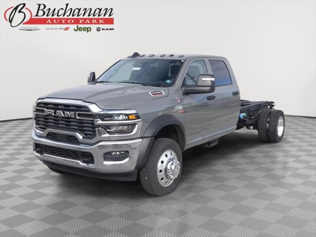 2026 RAM Ram 5500 Chassis Cab RAM 5500 TRADESMAN CHASSIS CREW CAB 4X4 84 CA