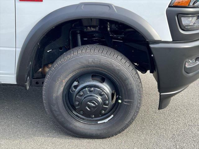 2026 RAM Ram 3500 Chassis Cab RAM 3500 TRADESMAN CREW CAB CHASSIS 4X4 60 CA