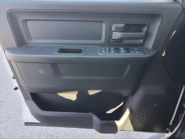 2026 Ram 2500 Tradesman Crew Cab 4x2 6'4" Box