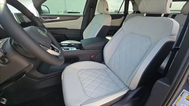 2026 Volkswagen Atlas Cross Sport SEL Premium R-Line
