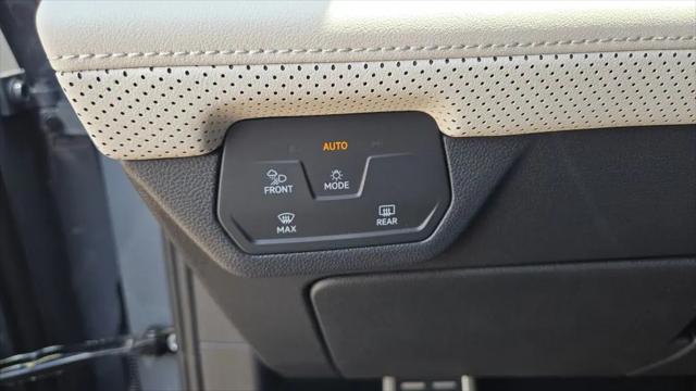 2026 Volkswagen Atlas Cross Sport SEL Premium R-Line