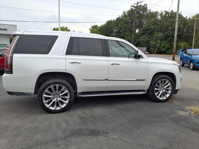 2020 Cadillac Escalade 4WD Luxury