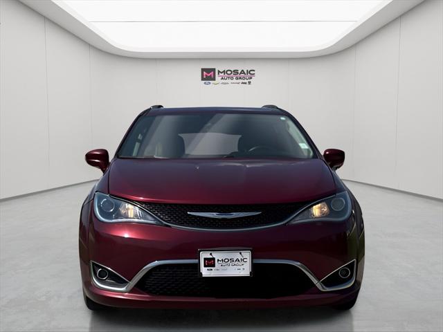 2017 Chrysler Pacifica Touring-L Plus 2017 Chrysler Pacifica Touring-L Plus