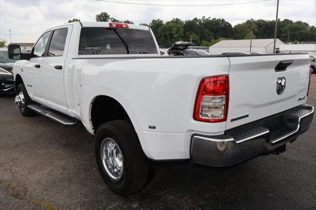 2024 RAM 3500 Big Horn Crew Cab 4x4 8 Box 2024 RAM 3500 Big Horn Crew Cab 4x4 8 Box
