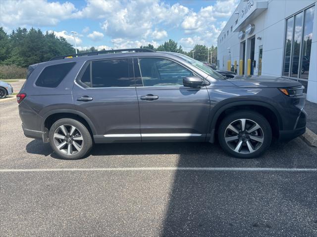 2023 Honda Pilot AWD Elite