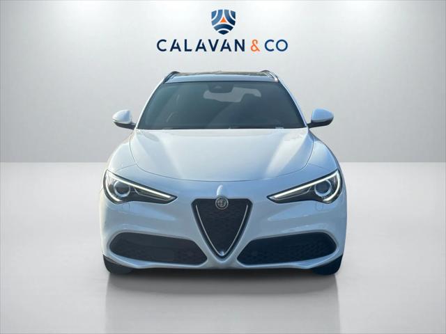 2022 Alfa Romeo Stelvio Ti AWD 2022 Alfa Romeo Stelvio Ti AWD