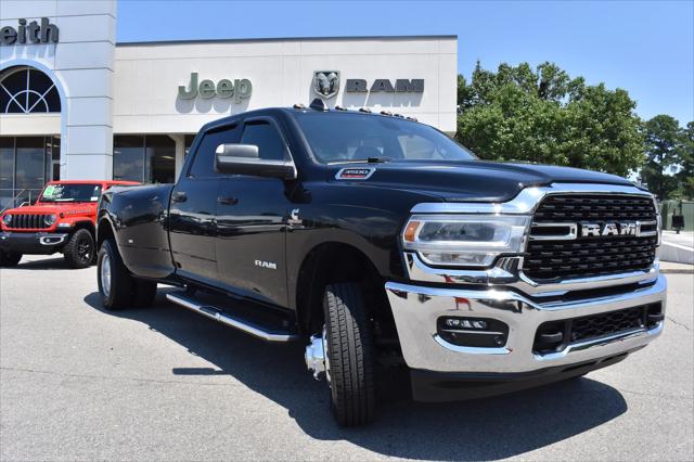 2022 RAM 3500 Big Horn Crew Cab 4x4 8 Box