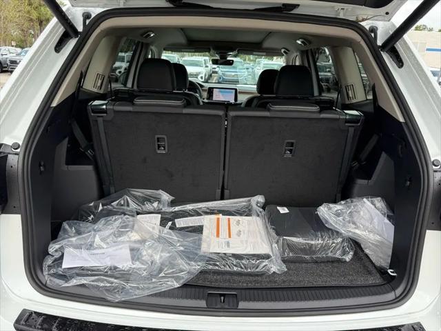 2026 Volkswagen Atlas SE with Technology