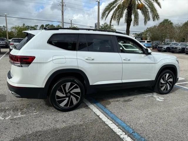 2026 Volkswagen Atlas SE with Technology