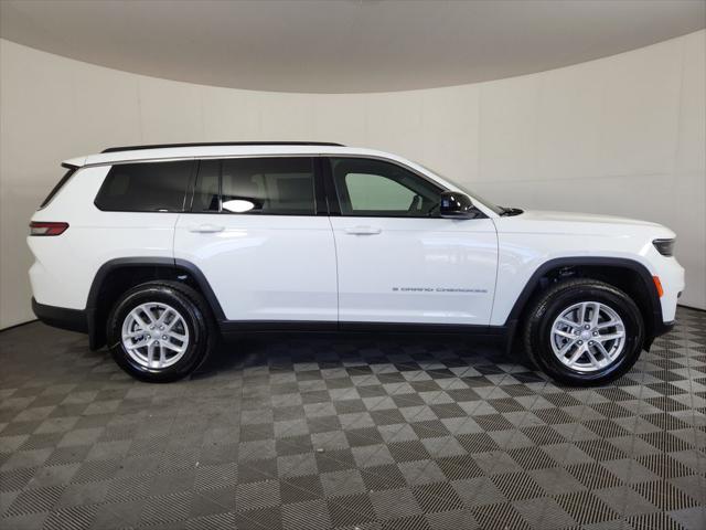 2025 Jeep Grand Cherokee GRAND CHEROKEE L LAREDO X 4X4