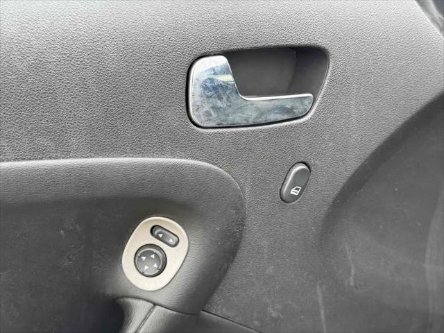 2009 Pontiac Solstice Base