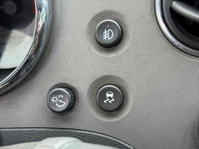 2009 Pontiac Solstice Base