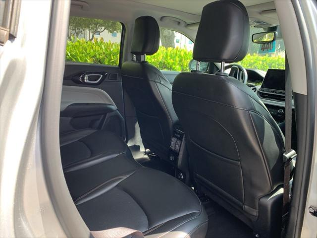 2023 Jeep Compass Latitude Lux FWD