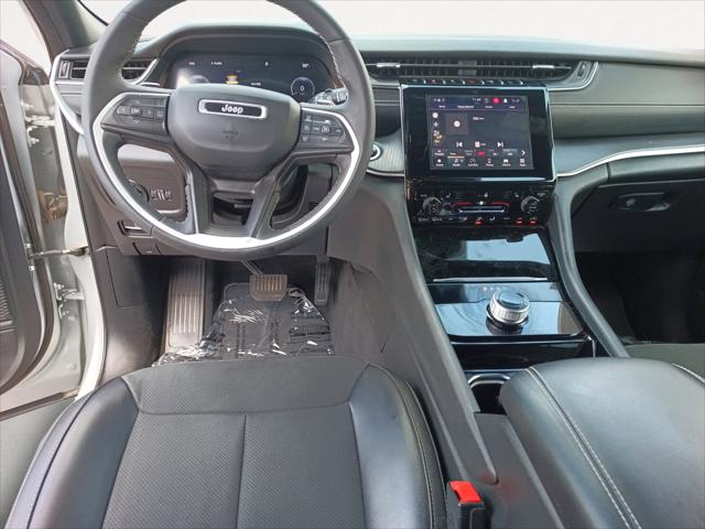 2023 Jeep Grand Cherokee L Altitude 4x4