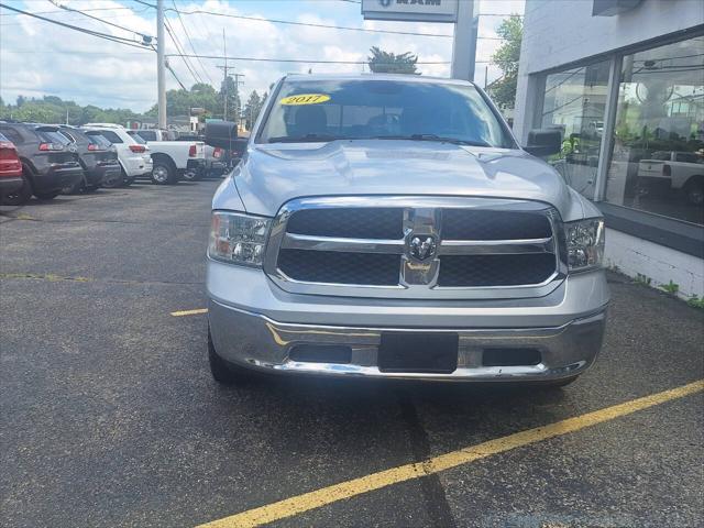 2017 RAM 1500 SLT Quad Cab 4x4 64 Box