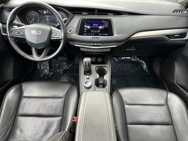 2019 Cadillac XT4 Premium Luxury