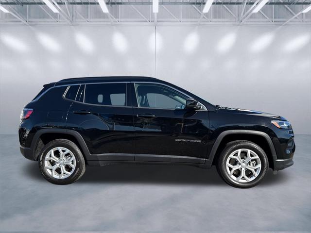 2024 Jeep Compass Latitude 4x4 2024 Jeep Compass Latitude 4x4