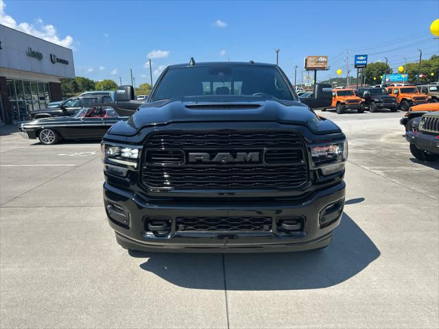 2024 RAM 3500 Limited Mega Cab 4x4 64 Box 2024 RAM 3500 Limited Mega Cab 4x4 64 Box