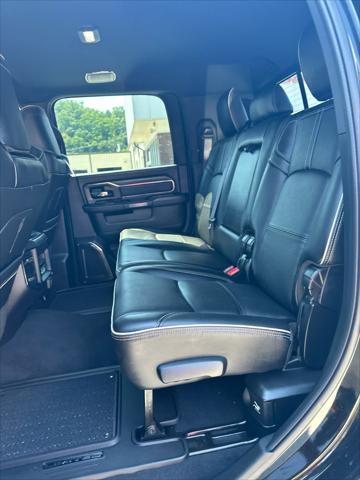 2024 Ram 3500 Limited Mega Cab 4x4 6'4" Box