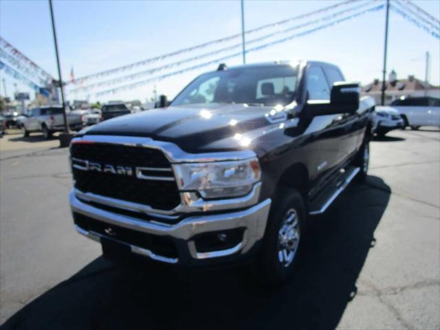 2024 RAM 2500 Big Horn Crew Cab 4x4 64 Box 2024 RAM 2500 Big Horn Crew Cab 4x4 64 Box
