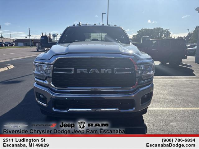 2024 RAM 3500 Big Horn Crew Cab 4x4 8 Box 2024 RAM 3500 Big Horn Crew Cab 4x4 8 Box